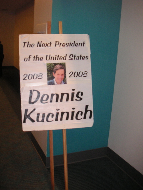 kucinichsign.jpg