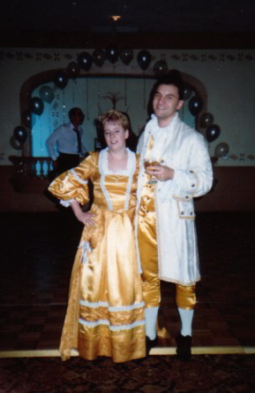 halloweenweddingcouple.jpg